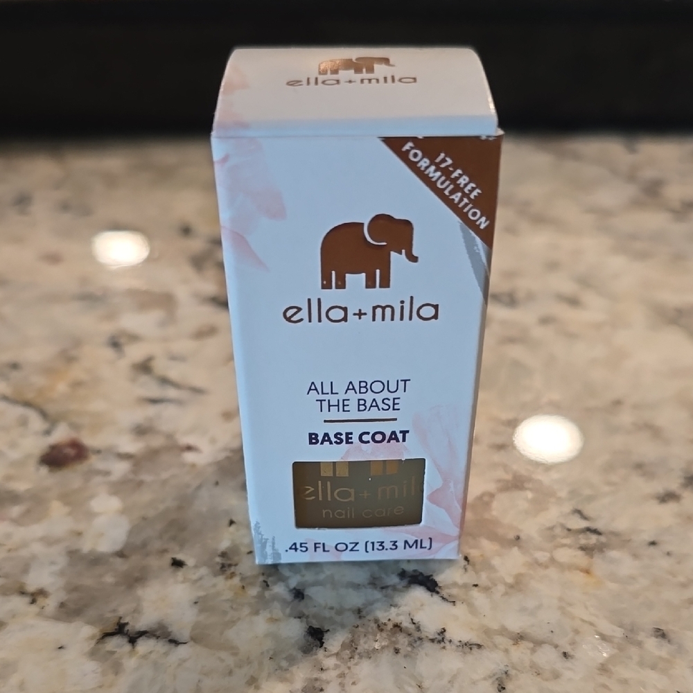 ella+mila Base Coat